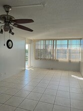 Building Photo - 2731 Taft St