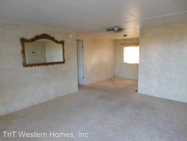 Building Photo - 3 br, 2 bath House - 4241 Inyokern Rd