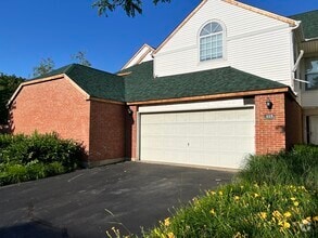 Building Photo - 115 Meadowbrook Ln