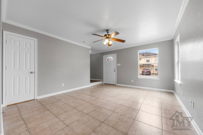 Photo - Duplex For Lease Apartment
