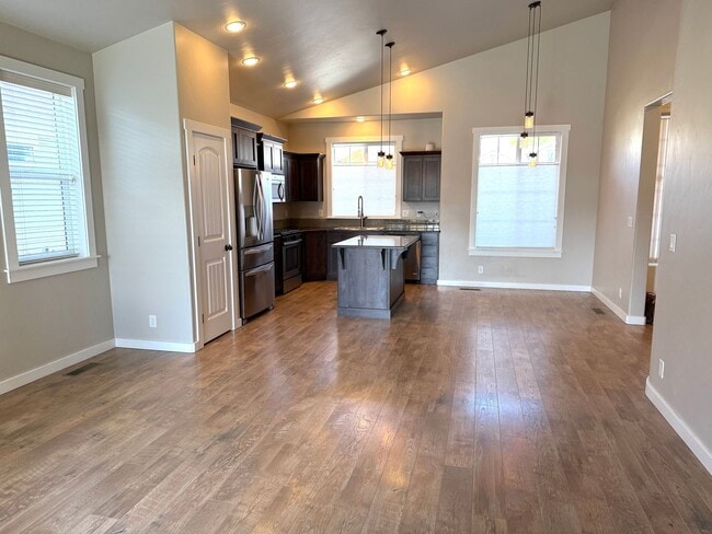 Building Photo - Beautiful Home in Avimor!