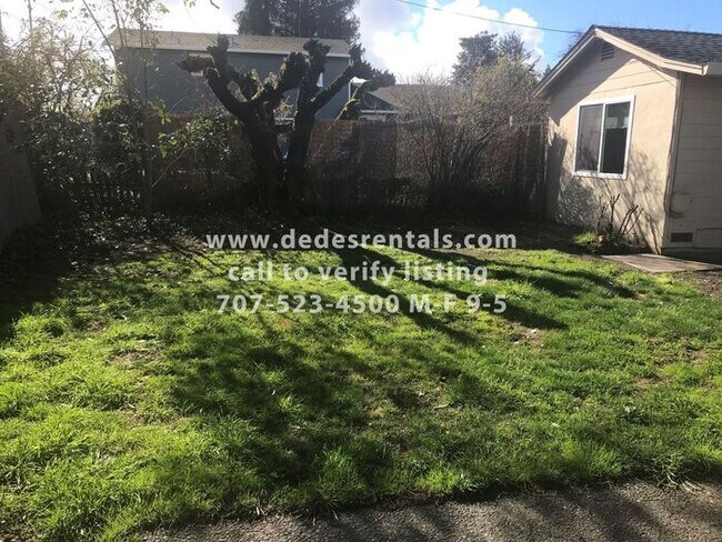 Building Photo - 3633 Mt Vernon Rd