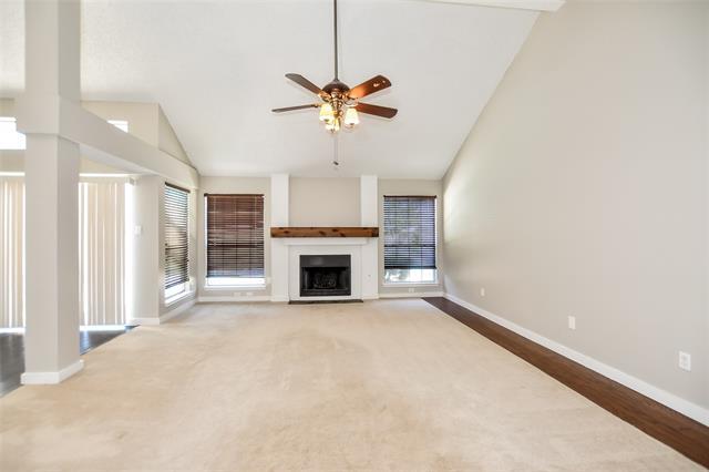 Foto del edificio - 8017 Weatherly Dr
