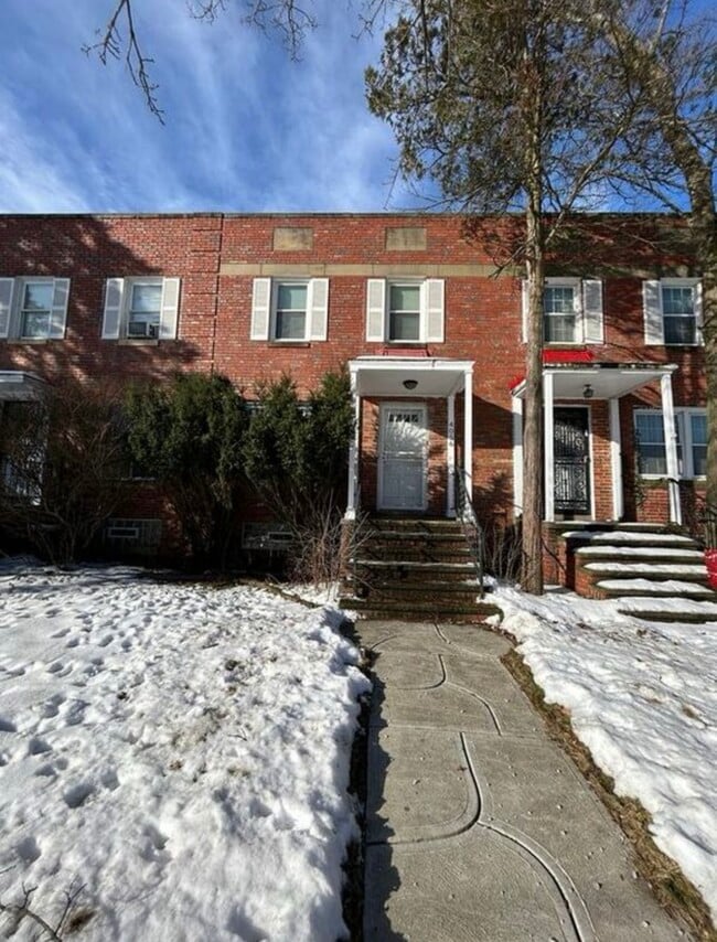 Foto del edificio - 4056 Northfield Rd