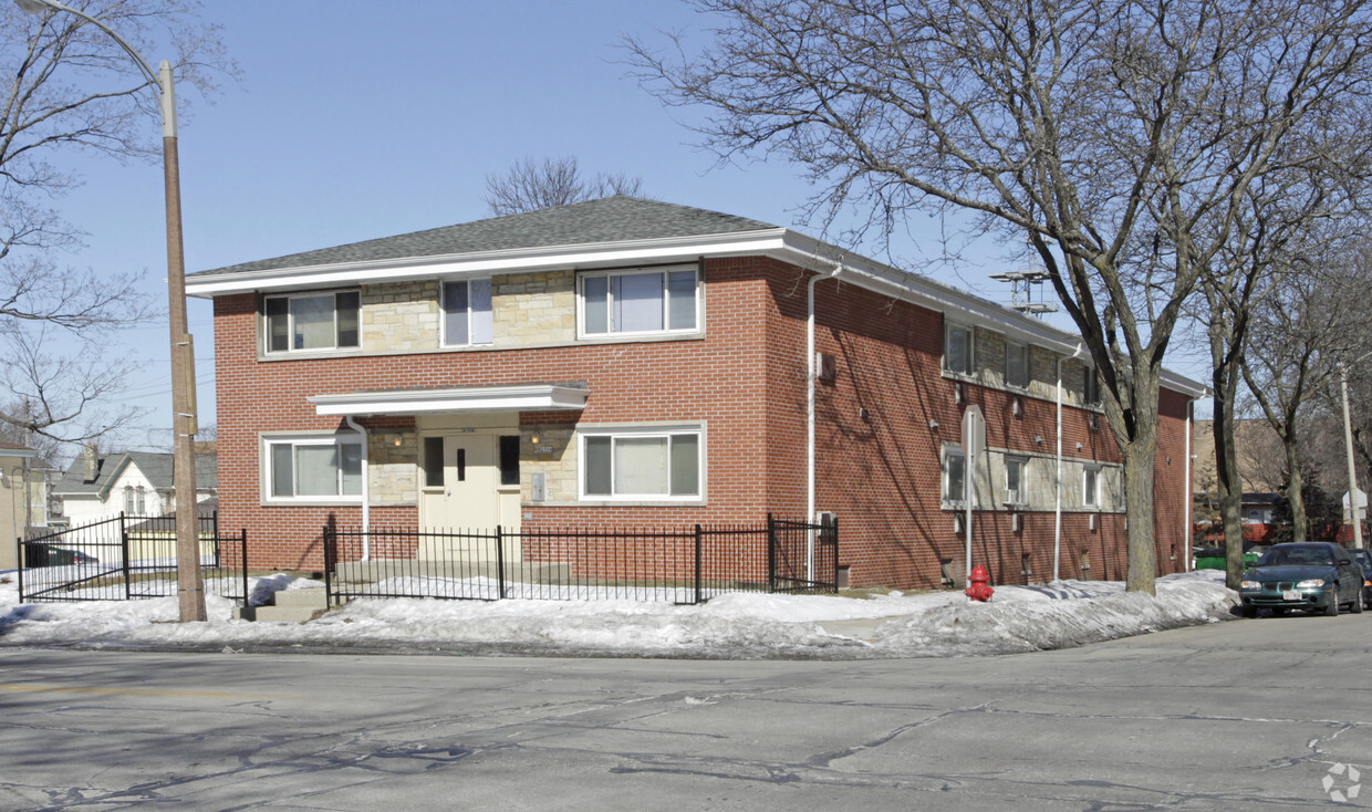 Primary Photo - Milwaukee Metro Studios