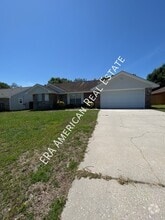 Building Photo - 2820 Tamiami Trail