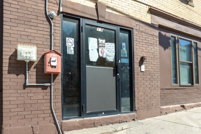 Entrance - Walnut Condominiums