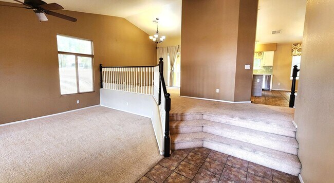 Building Photo - 3 Bedroom + Office Home in the Vineyards Community Near W Germann Rd and S Dobson Rd!