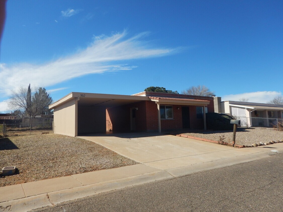Foto principal - Very Nice 3 bedroom house