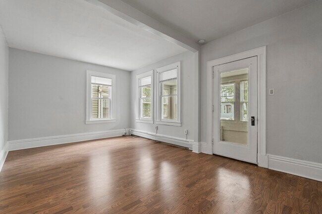Foto del edificio - 15 W 45th St