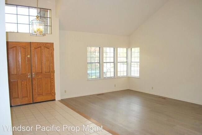 Foto del edificio - 4 br, 3 bath House - 20 Stratford Court