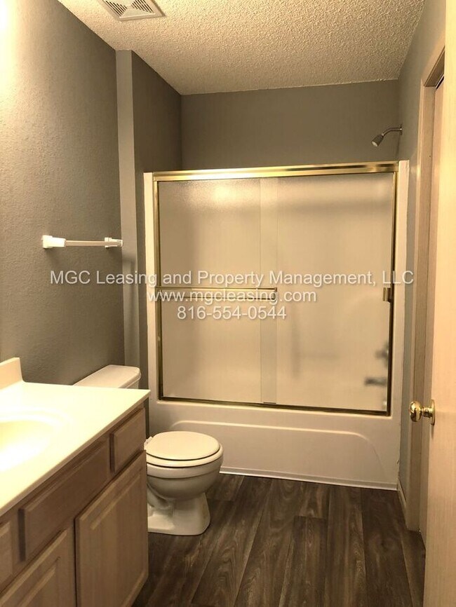 Foto del edificio - SOUTH GARDEN TOWNHOMES