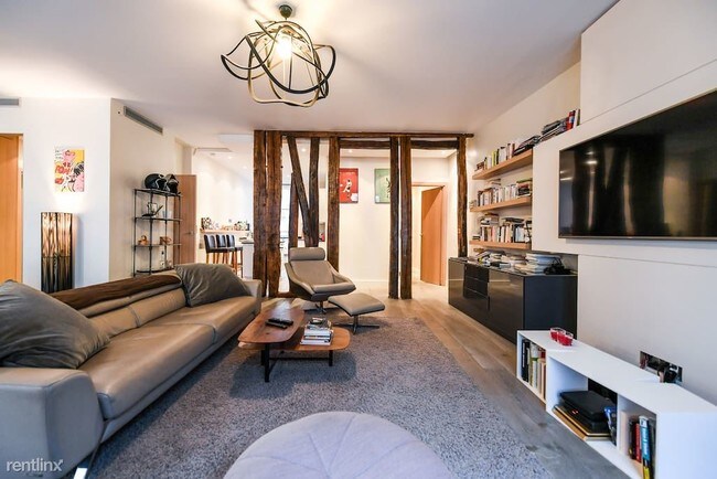 Building Photo - 2 br, 2 bath Apartment - 395 Broadway Apt 15A