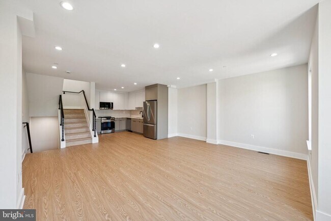 Building Photo - 2134 Wisconsin Ave NW