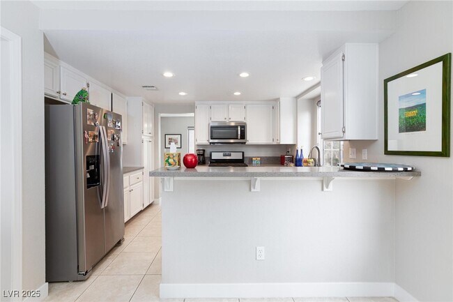 Foto del edificio - 9836 Russett Wood Cir