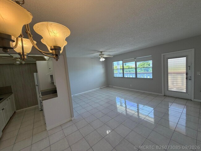 Building Photo - 4089 Wolverton E