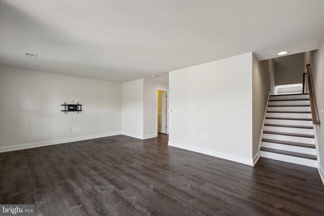Building Photo - 13827 Litespeed Way