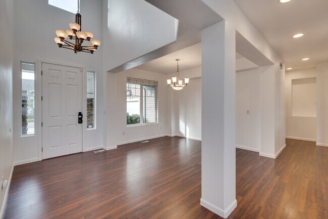 Foto del edificio - Beautiful 5 bedroom home in Tuscany at Lakeland Hills!