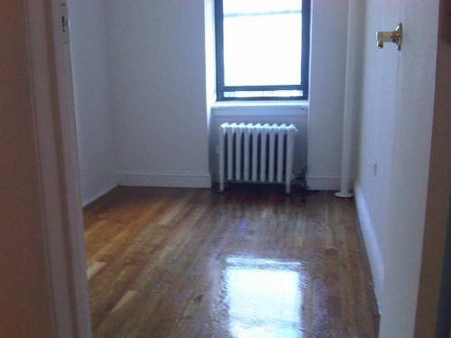 Building Photo - 233 E 52nd St