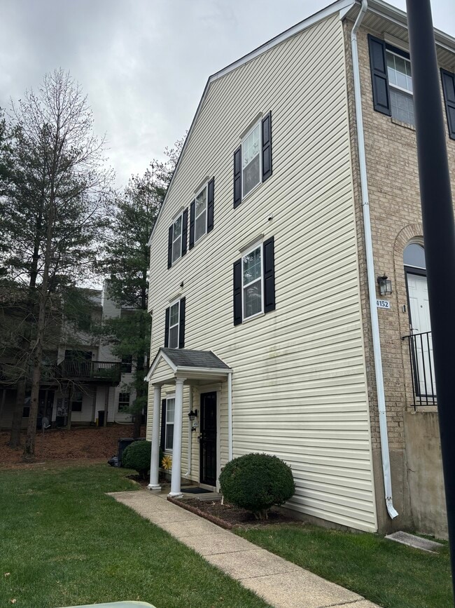 Building Photo - 4150 Crab Apple Ct