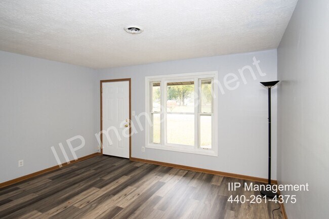 Building Photo - Cozy and Inviting 4 bedroom in Wellington ...