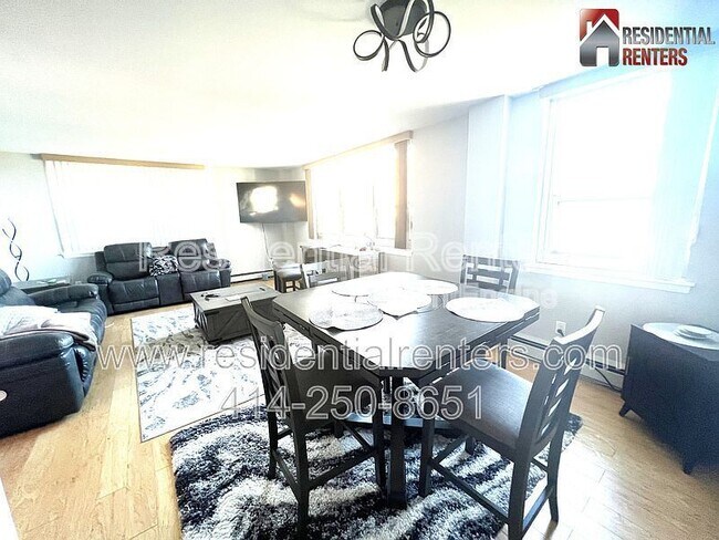 Foto del edificio - 1707 N Prospect Ave