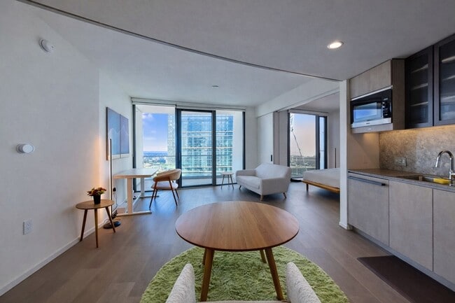 Building Photo - Koula 1-bedroom, 1-bathroom, with 1-assigned parking stall