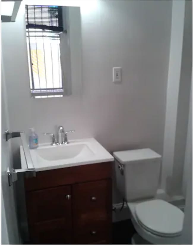 Bathroom - 1508 17th St NW