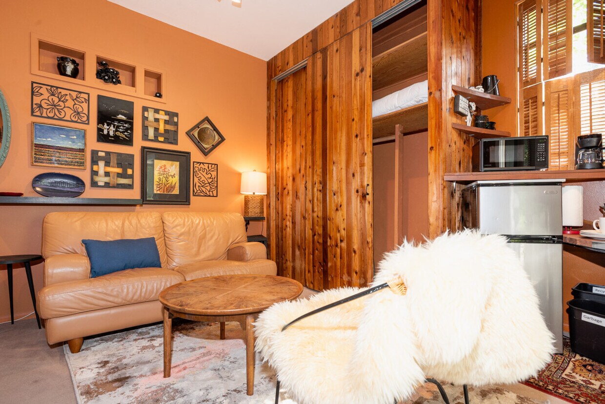 Foto principal - 2607 8th Ave W