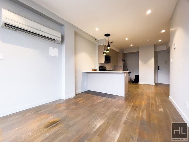 Building Photo - Bushwick Avenue / Spacious Penthouse 2-Bed...
