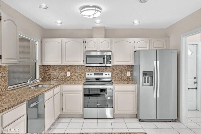 Building Photo - 3 br, 2 bath House - 6144 Royal Lytham Dr