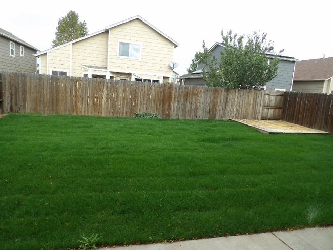 Photo - 4979 Butterfield Dr House