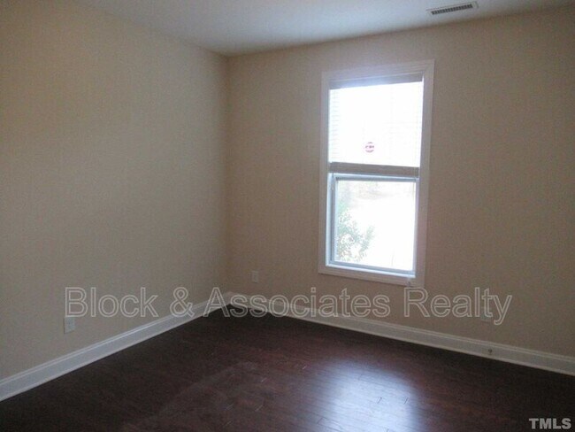 Foto del edificio - 1148 Holland Bend Dr