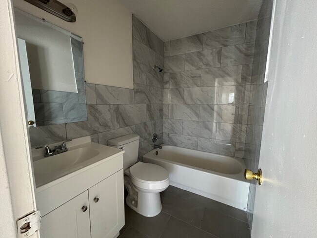 Foto del edificio - 1205 W Highland St