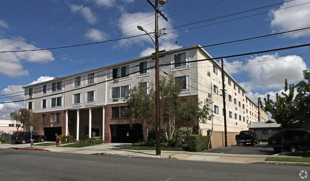 Foto del edificio - Ramona Senior Center