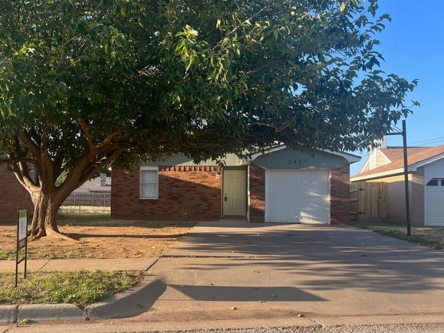 Foto principal - 2427 88th St