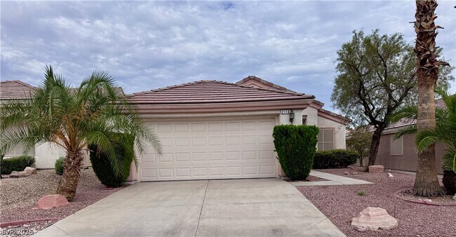 Building Photo - 2110 Eagle Watch Dr