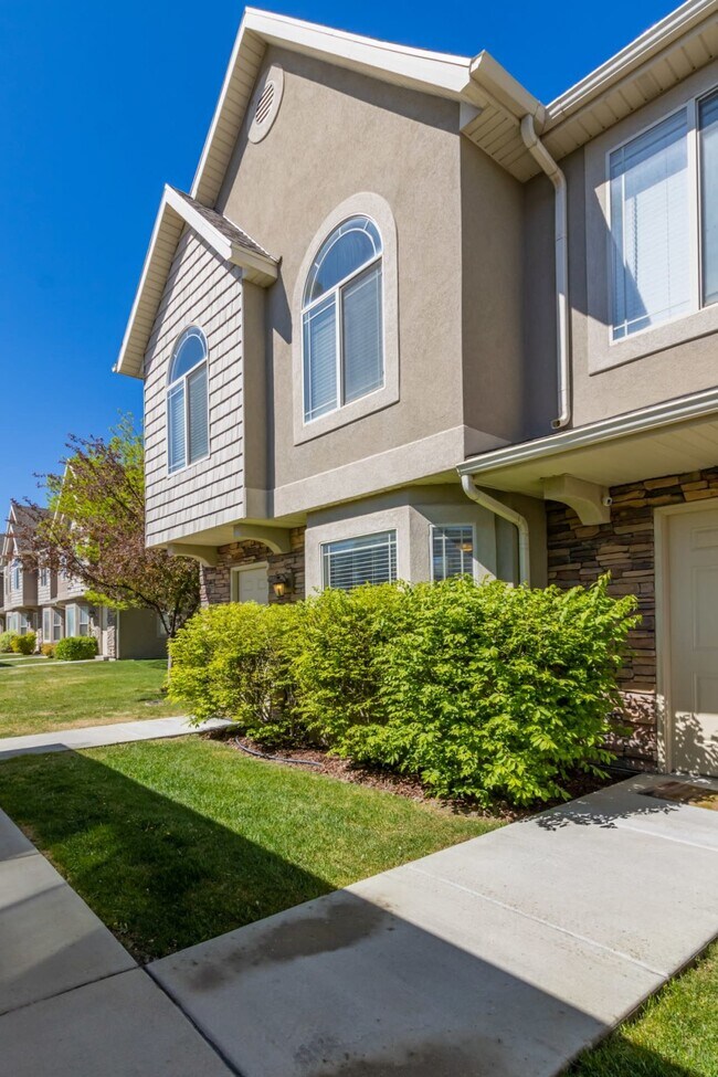 Entrada mirando al sur - 122 S Tamarak Cir