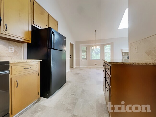 Building Photo - 160 Branchwood Dr