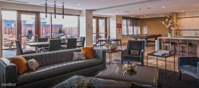 Foto del edificio - 2 br, 1.5 bath  - 1 Kneeland St 15T