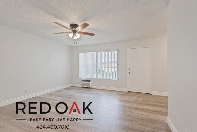 Building Photo - Beautiful One Bedroom with Large Windows, ...