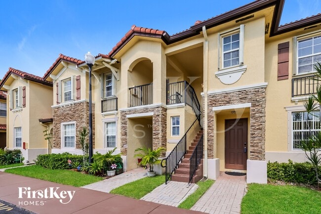 Building Photo - 1490 NE 33rd Rd