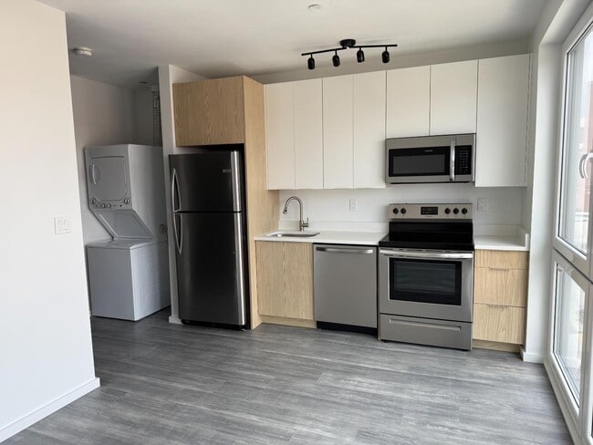 Photo - 160 Middlesex St Apartment