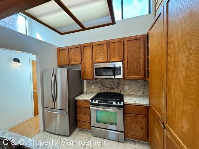 Building Photo - 2 br, 1 bath House - 461 Dela Vina Avenue,...
