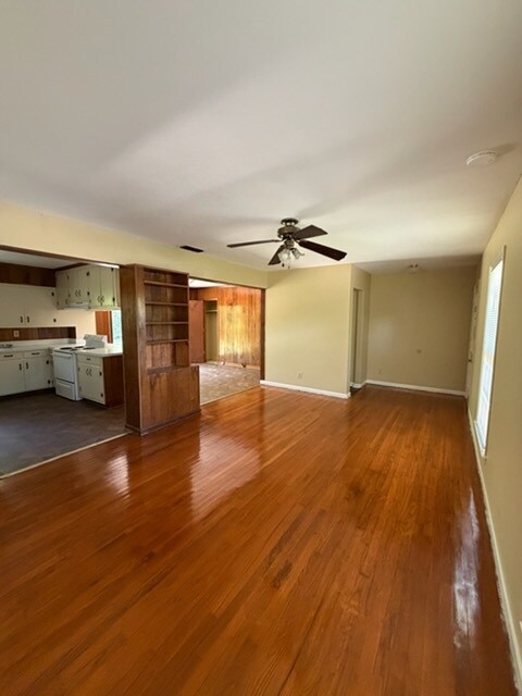 Foto del edificio - 509 Sharon Dr