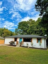 Building Photo - 695 Kennesaw Dr