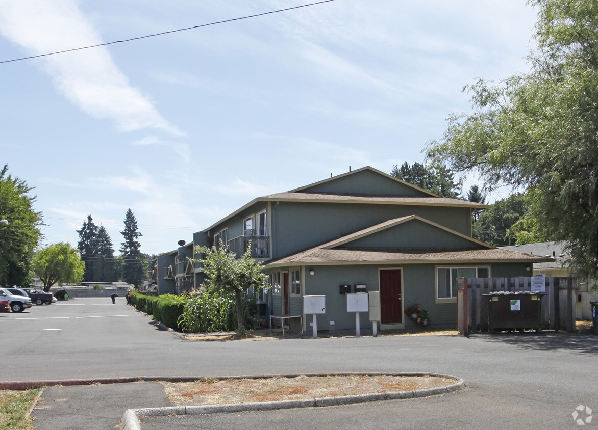 Building Photo - Greenfield Apartments