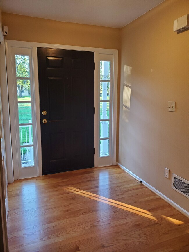 Foto del edificio - 869 E Boundary St