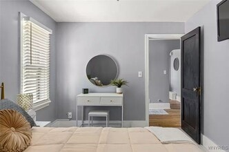 Building Photo - 528 Ward Rd