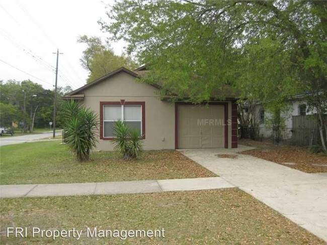 Building Photo - 501 Cypress Ave
